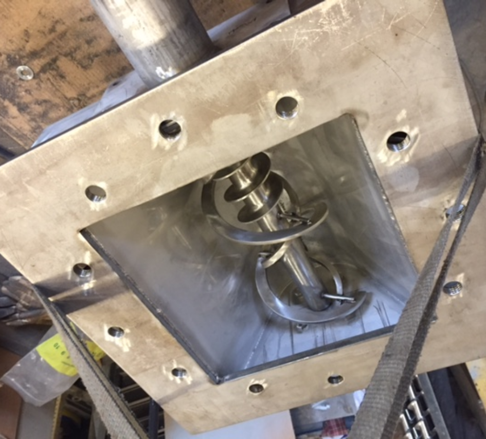 dosing screw photo 5